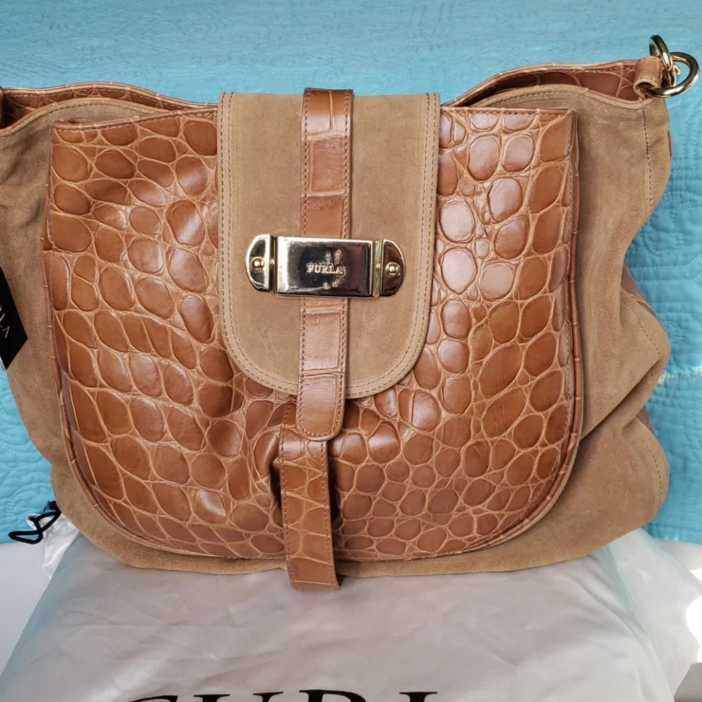 Handbag - Picture 1 of 7